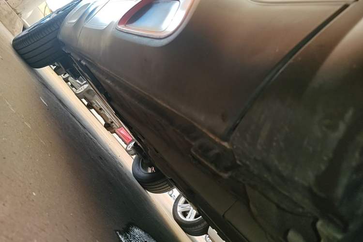 Used Citroen C5 AIRCROSS 2017 380THP Luxury Model Right Side Sill