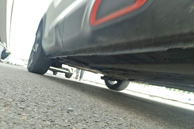 Used Citroen C5 AIRCROSS 2017 350THP Luxury Model Right Side Sill