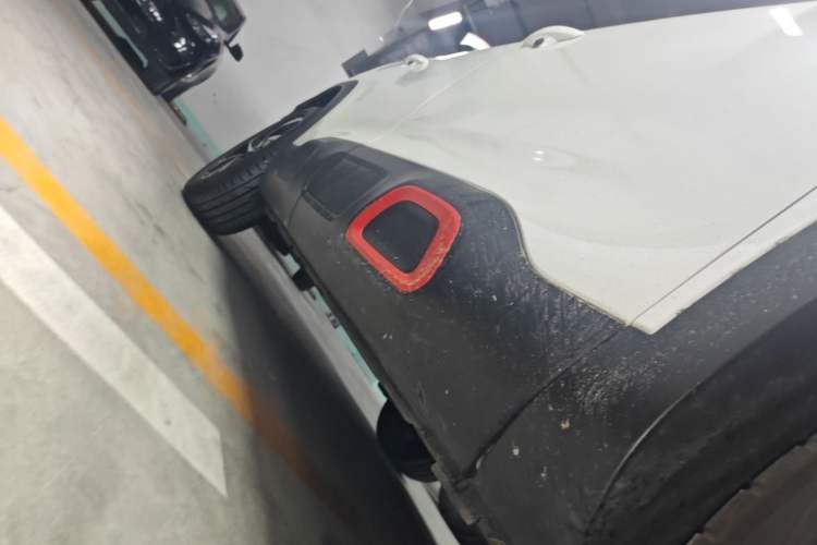 Used Citroen C5 AIRCROSS 2017 350THP Fashion Edition Right Side Sill