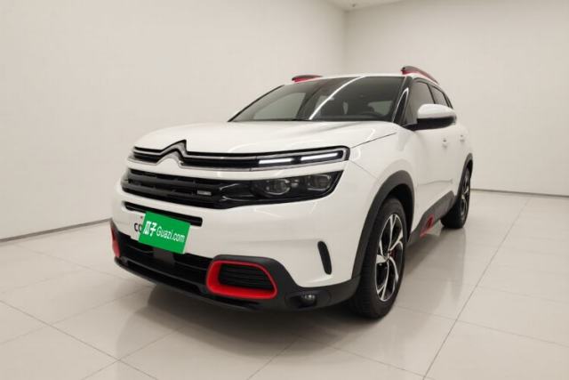 Ojetý Citroen C5 AIRCROSS 2017 380THP Flagship Edition