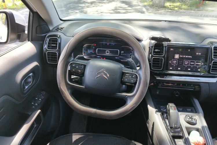 Used Citroen C5 AIRCROSS 2017 380THP Luxury Model Steering Wheel