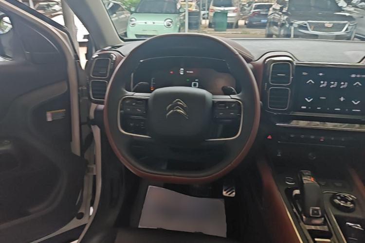 Used Citroen C5 AIRCROSS 2017 380THP Luxury Model Steering Wheel