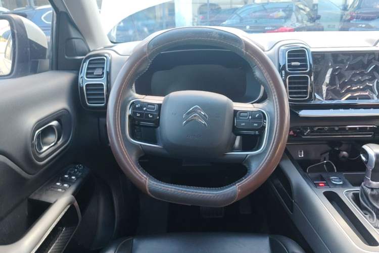 Used Citroen C5 AIRCROSS 2017 350THP Fashion Edition Steering Wheel