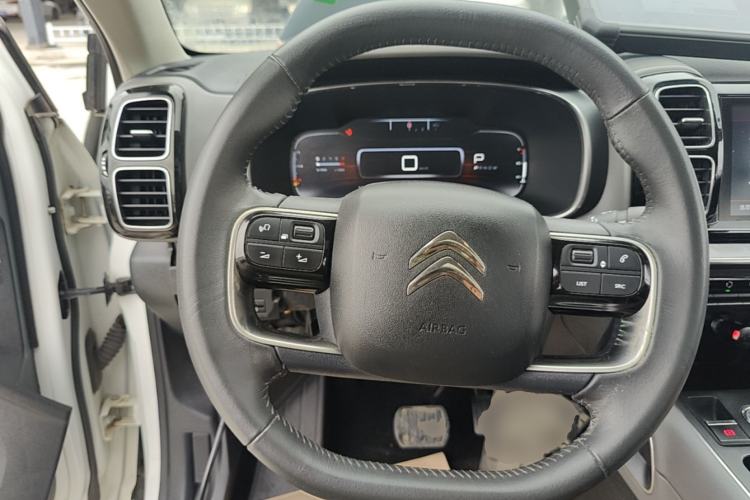 Used Citroen C5 AIRCROSS 2017 350THP Fashion Edition Steering Wheel