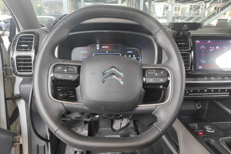 Used Citroen C5 AIRCROSS 2017 350THP Fashion Edition Steering Wheel