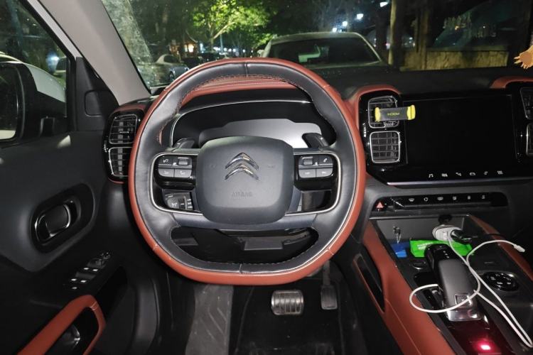 Used Citroen C5 AIRCROSS 2017 380THP Luxury Model Steering Wheel