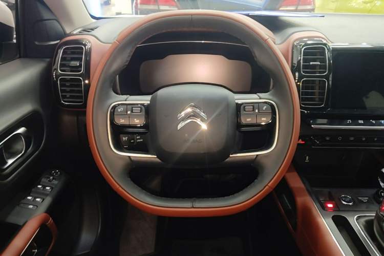 Used Citroen C5 AIRCROSS 2017 350THP Luxury Model Steering Wheel