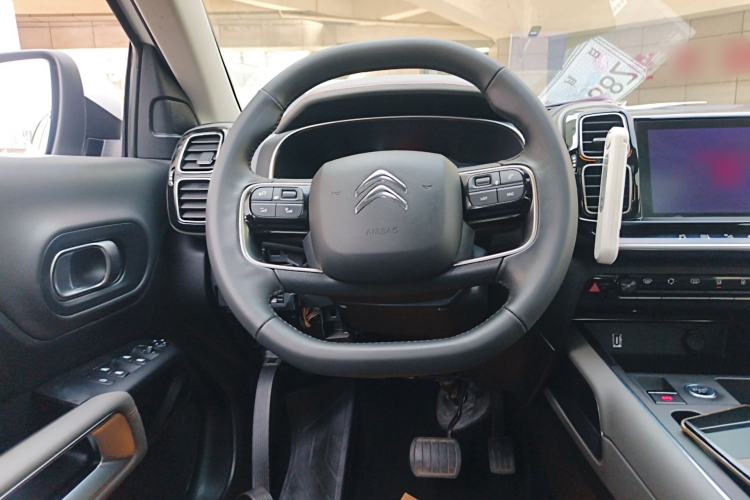 Used Citroen C5 AIRCROSS 2017 350THP Fashion Edition Steering Wheel