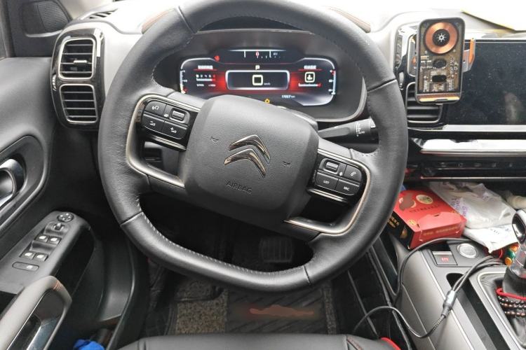 Used Citroen C5 AIRCROSS 2017 350THP Fashion Edition Steering Wheel