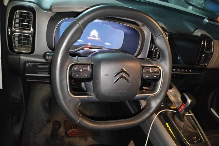 Used Citroen C5 AIRCROSS 2017 350THP Fashion Edition Steering Wheel
