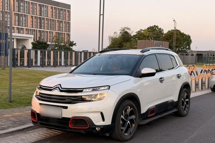 Ojetý Citroen C5 AIRCROSS 2017 350THP Fashion Edition Guazi used car, China used car export, Used car for sale, Used  cars, Cheapest cars for sale