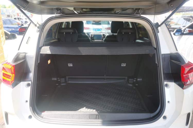 Used Citroen C5 AIRCROSS 2017 350THP Fashion Edition Trunk
