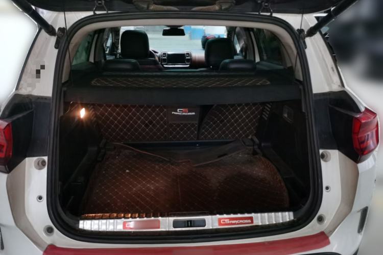 Used Citroen C5 AIRCROSS 2017 380THP Luxury Model Trunk