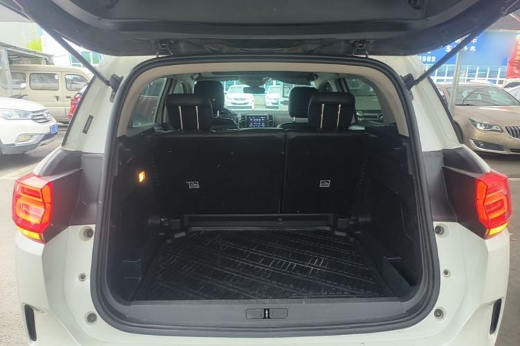 Used Citroen C5 AIRCROSS 2017 350THP Fashion Edition Trunk