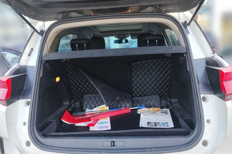 Used Citroen C5 AIRCROSS 2017 350THP Fashion Edition Trunk
