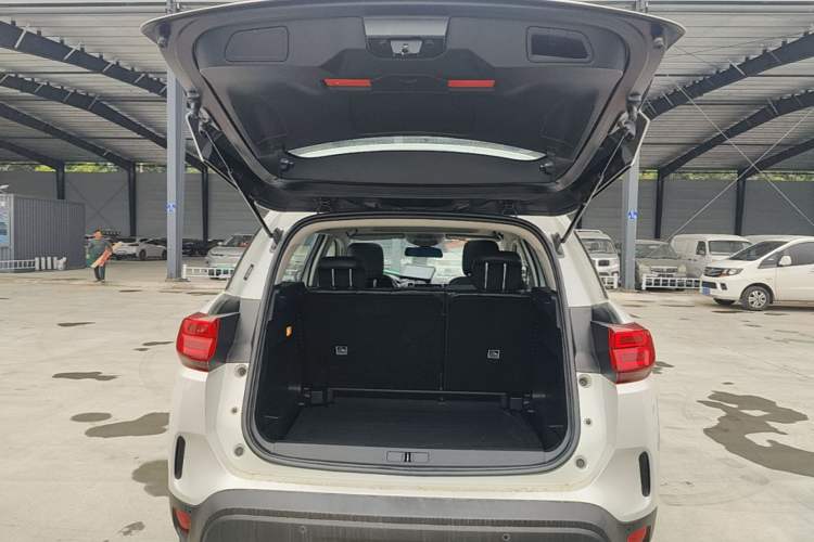 Used Citroen C5 AIRCROSS 2017 350THP Fashion Edition Trunk