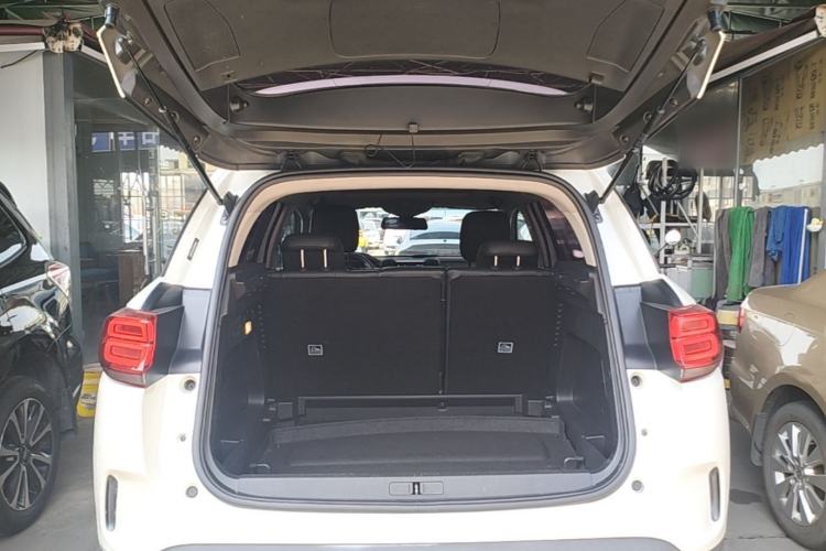 Used Citroen C5 AIRCROSS 2017 350THP Fashion Edition Trunk
