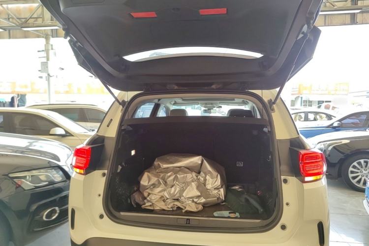 Used Citroen C5 AIRCROSS 2017 350THP Fashion Edition Trunk