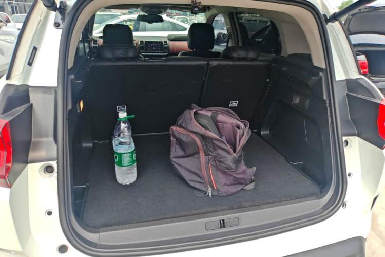 Used Citroen C5 AIRCROSS 2017 380THP Luxury Model Trunk