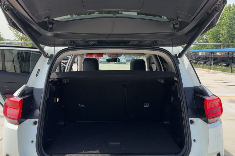 Used Citroen C5 AIRCROSS 2017 380THP Luxury Model Trunk