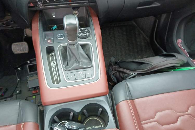 Used Citroen C5 AIRCROSS 2017 350THP Luxury Model Gear Lever