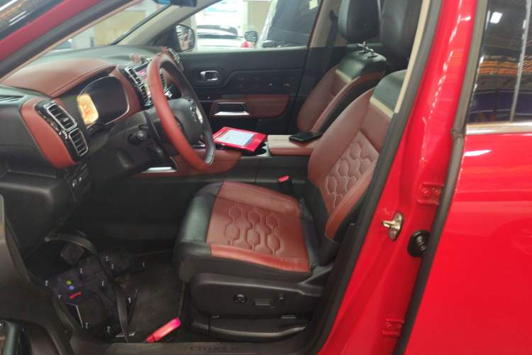 Used Citroen C5 AIRCROSS 2017 380THP Luxury Model Left Front Seat