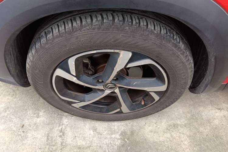 Used Citroen C5 AIRCROSS 2017 350THP Luxury Model Left Front Wheel Hub