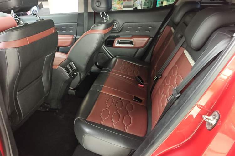 Used Citroen C5 AIRCROSS 2017 380THP Luxury Model Left Rear Seat