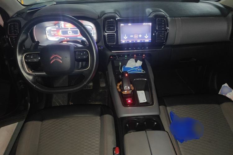 Used Citroen C5 AIRCROSS 2018 350THP Enjoyment Version Center Console