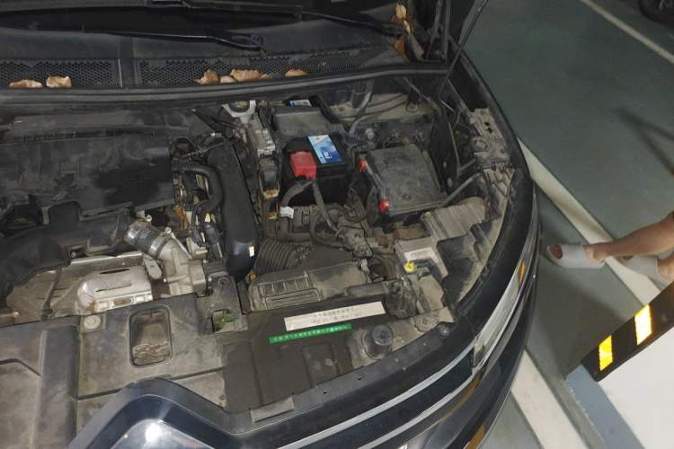 Used Citroen C5 AIRCROSS 2018 350THP Enjoyment Version Engine Bay Left