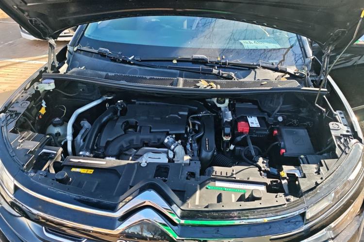 Used Citroen C5 AIRCROSS 2018 350THP Enjoyment Version Engine Bay