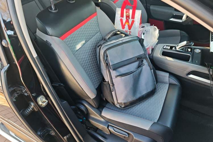 Used Citroen C5 AIRCROSS 2018 350THP Enjoyment Version Right Front Seat