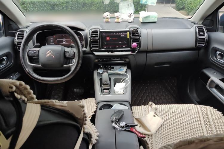 Used Citroen C5 AIRCROSS 2018 350THP Enjoyment Version Center Console