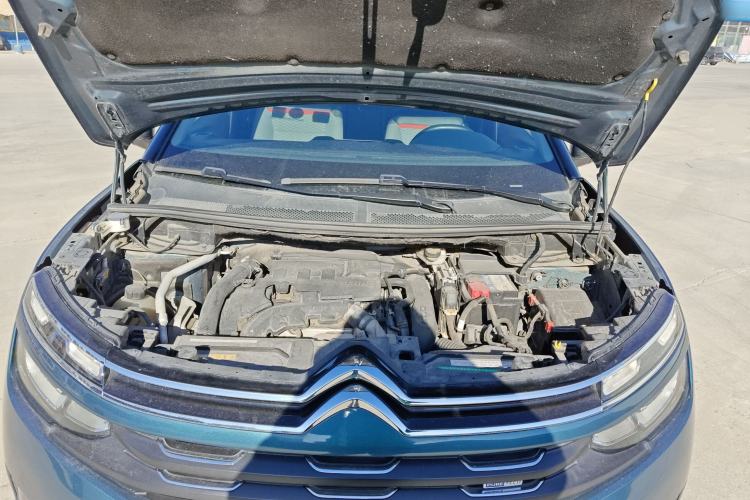 Used Citroen C5 AIRCROSS 2018 350THP Enjoyment Version Engine Bay