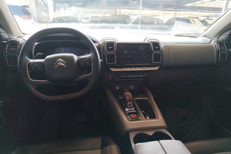 Used Citroen C5 AIRCROSS 2018 350THP Enjoyment Version Interior 2
