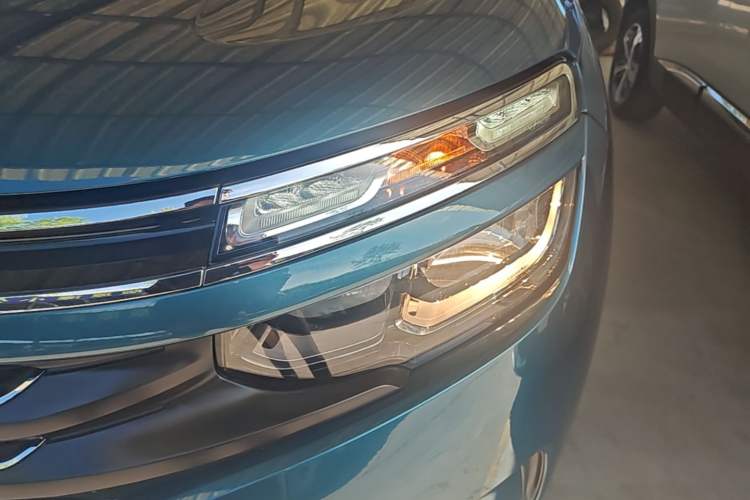 Used Citroen C5 AIRCROSS 2018 350THP Enjoyment Version Left Front Headlight