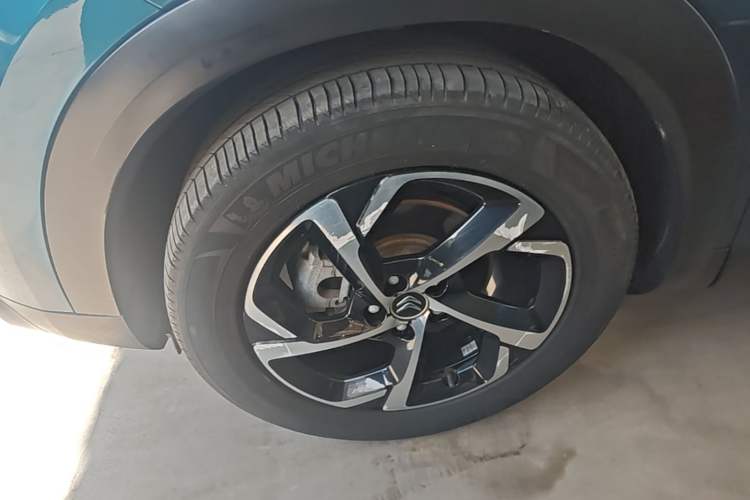 Used Citroen C5 AIRCROSS 2018 350THP Enjoyment Version Left Front Wheel Hub