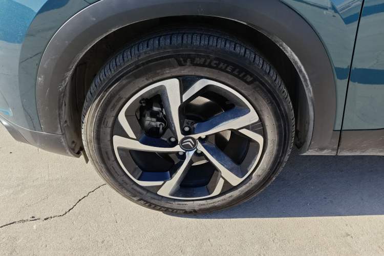 Used Citroen C5 AIRCROSS 2018 350THP Enjoyment Version Left Front Wheel Hub