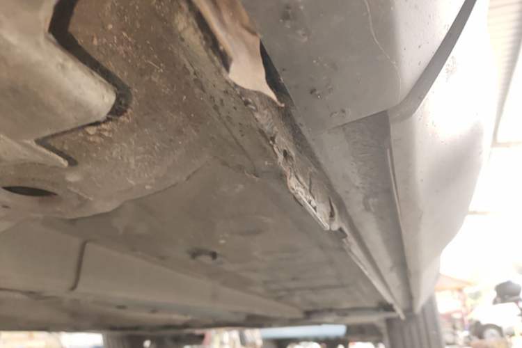 Used Citroen C5 AIRCROSS 2018 350THP Enjoyment Version Left Side Sill