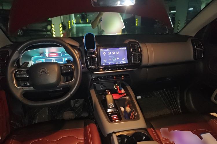Used Citroen C5 AIRCROSS 2018 350THP Enjoyment Version Center Console