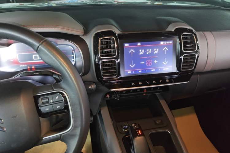 Used Citroen C5 AIRCROSS 2018 350THP Enjoyment Version Audio And AC Panel