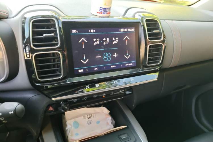 Used Citroen C5 AIRCROSS 2018 350THP Enjoyment Version Audio And AC Panel