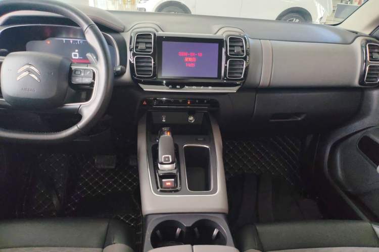Used Citroen C5 AIRCROSS 2018 350THP Enjoyment Version Audio And AC Panel