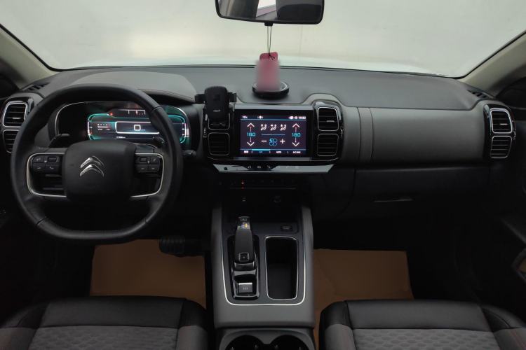 Used Citroen C5 AIRCROSS 2018 350THP Enjoyment Version Center Console