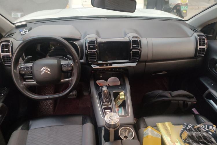 Used Citroen C5 AIRCROSS 2018 350THP Enjoyment Version Center Console