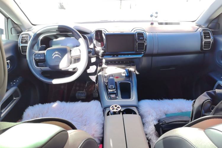 Used Citroen C5 AIRCROSS 2018 350THP Enjoyment Version Center Console