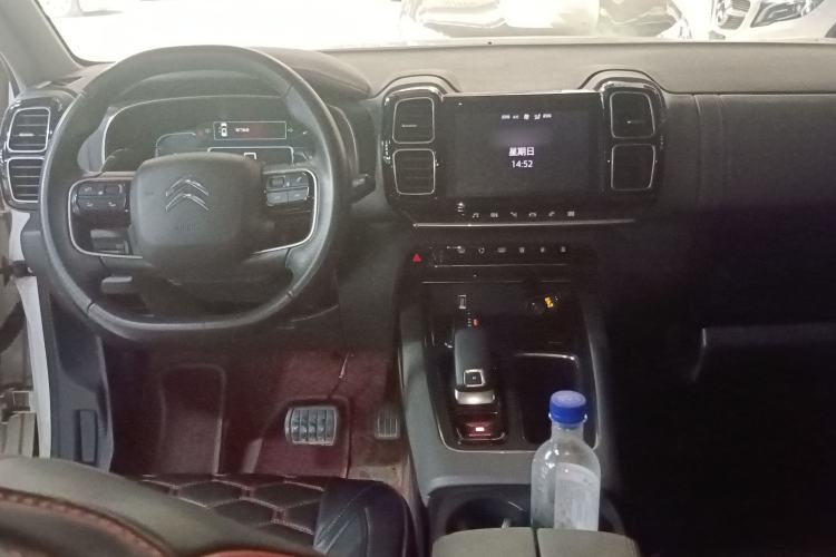 Used Citroen C5 AIRCROSS 2018 350THP Enjoyment Version Center Console