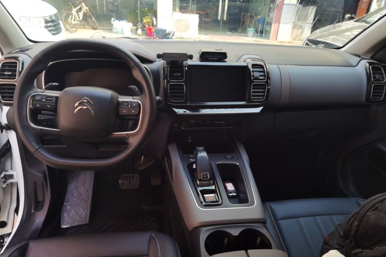 Used Citroen C5 AIRCROSS 2018 350THP Enjoyment Version Center Console