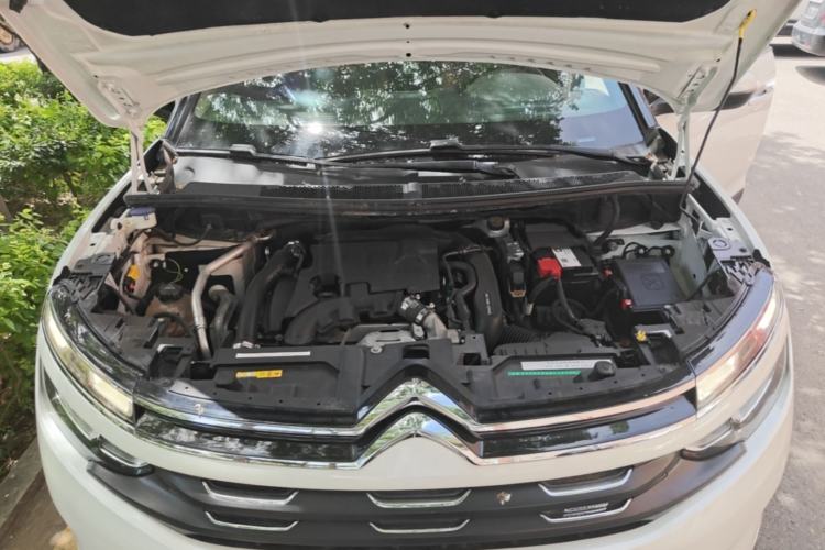 Used Citroen C5 AIRCROSS 2018 350THP Enjoyment Version Engine Bay
