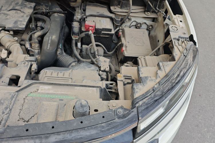 Used Citroen C5 AIRCROSS 2018 350THP Enjoyment Version Engine Bay Left
